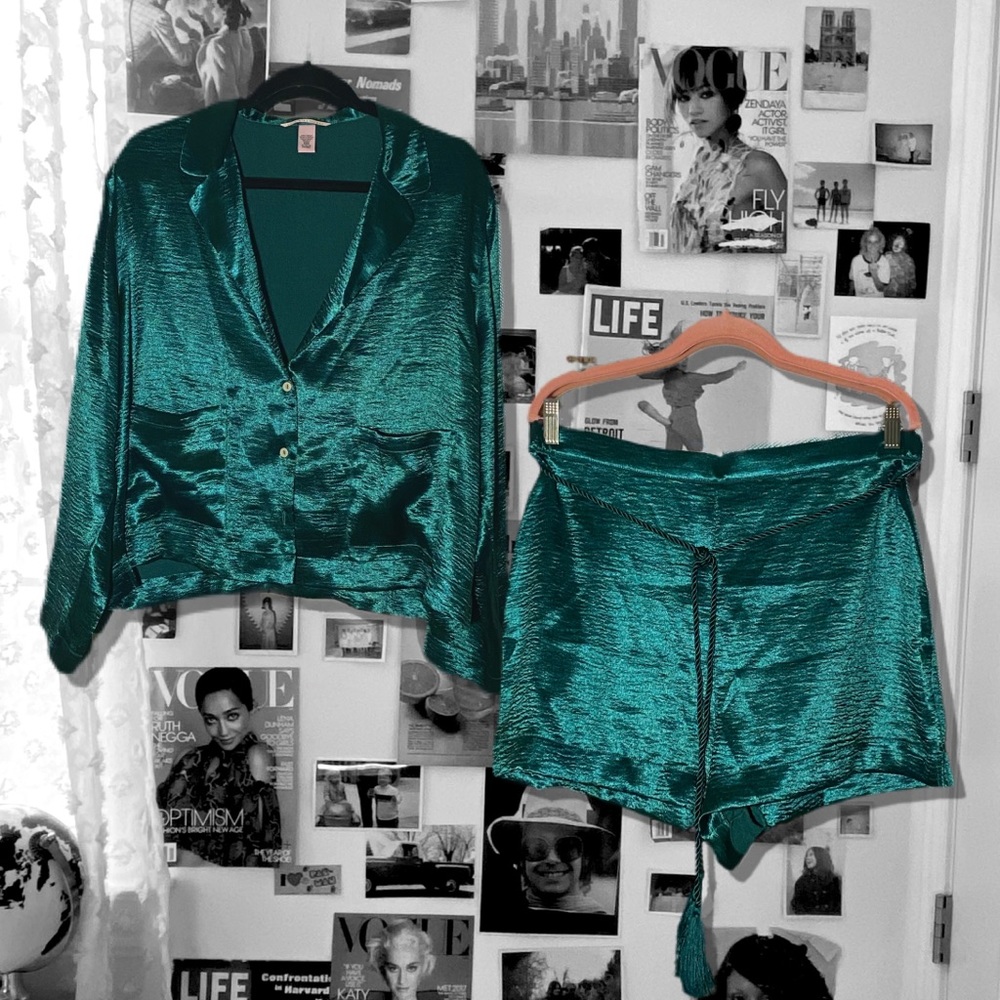 VICTORIA’S SECRET Emerald Green PJ SET💚